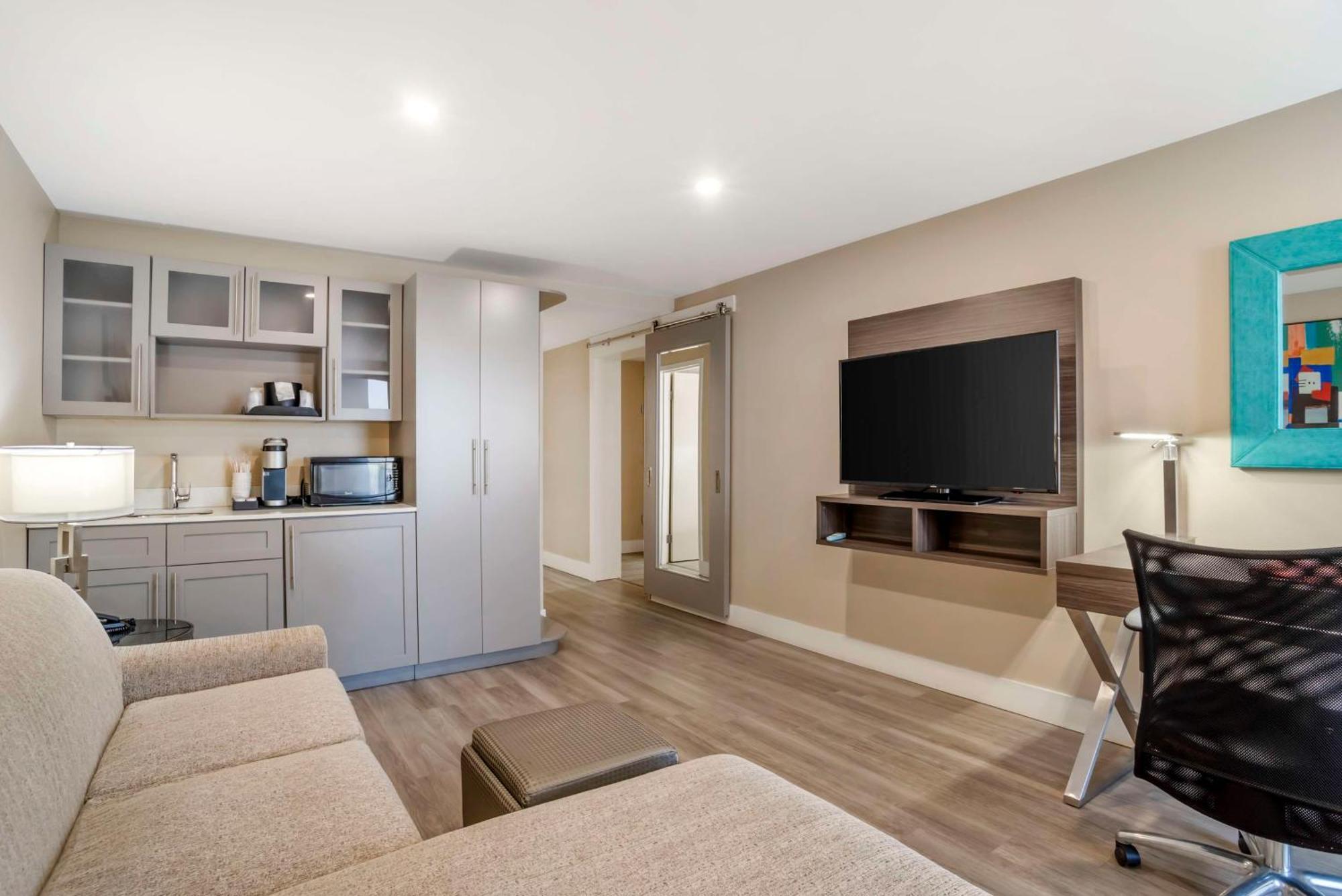 Best Western Plus Greenville I-385 Inn & Suites Exteriör bild